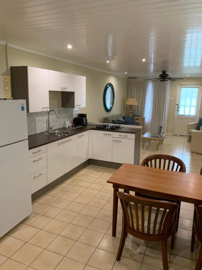 Bananas Apartments Adults Only Палм Бийч Екстериор снимка